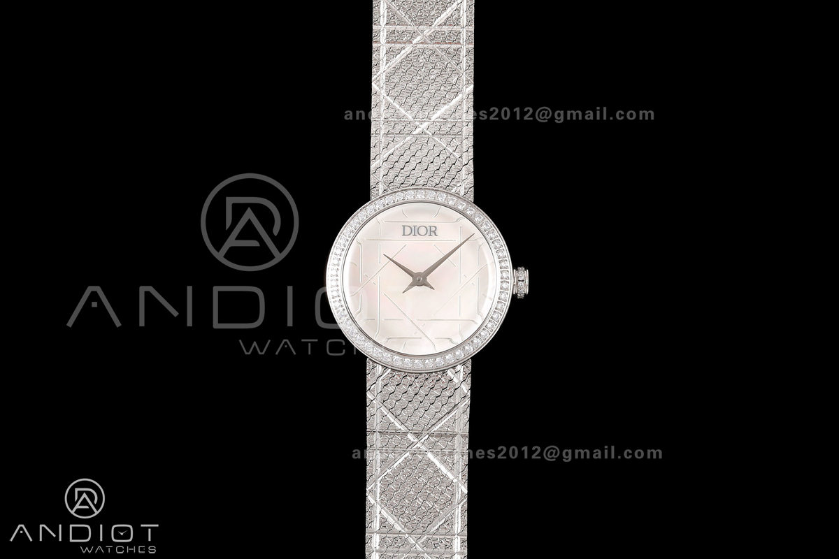 LA D DE DIOR SS 8848F 1:1 Best Edition Cream Dial Diamonds Bezel on Bracelet Quartz